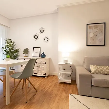 Cute And Comfy By Cisan Apartman *