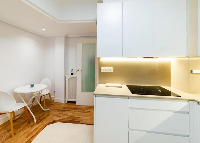 Apartman Cute And Comfy By Cisan *